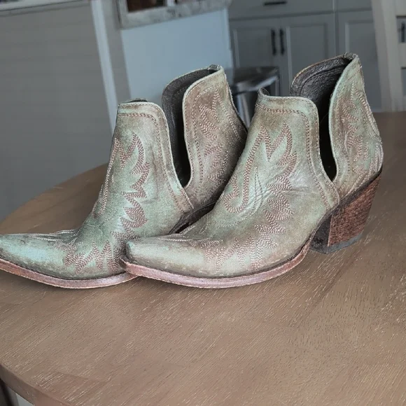 Ariat Brown Leather Western Boots - Picture 4 of 9